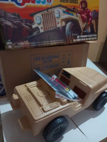 Carrinho Jipe de Aventuras Falcon Estrela 