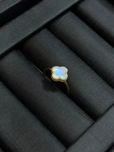 Anel em ouro 18k