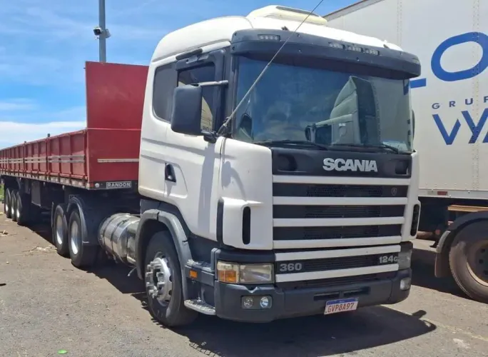 Scania R 124 ano 2001 motor 360 trucado revisado