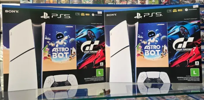 PLAYSTATION 5 SLIM BUNDLE ASTRO BOT E GRAN TURISMO 7 NOVO LACRADO