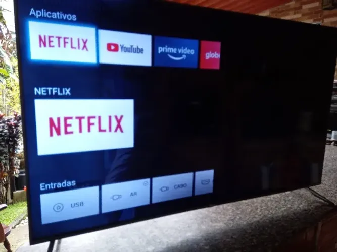 TV PHILCO 58 POL.4K,SMART,TELA INTEIRA SEM RISCOS.
