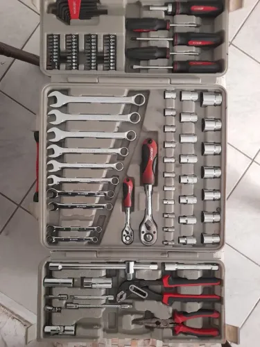 Kit ferramentas 110 peças em aço