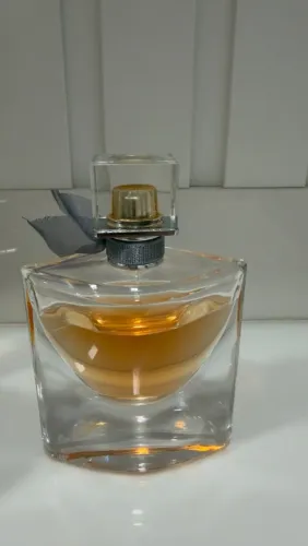 Perfume la vie est belle, Lancome