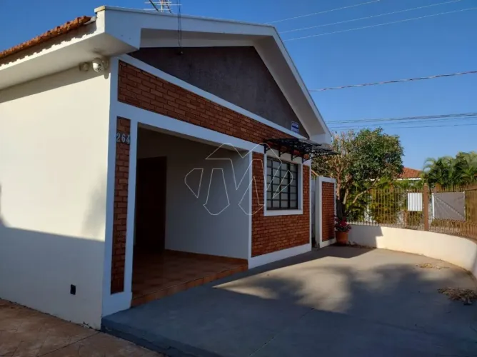 Venda de Casas / Padrão na cidade de Araraquara