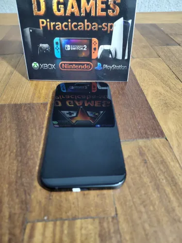 iPhone 15 Semi Novo.