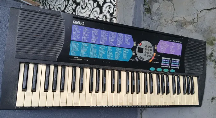 Teclado Yamaha prs 185