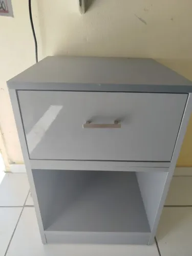 mesa de cabeceira