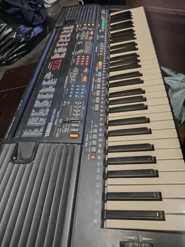 Teclado Yamaha PSR 85