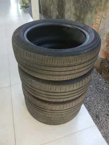 Pneus