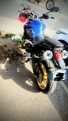 Moto MT 03