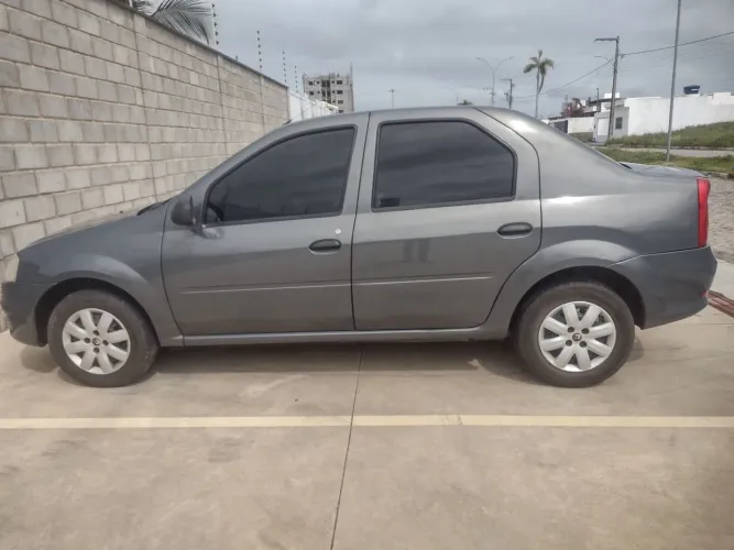 Renault Logan Authentique Hi-flex 1.0 16V 4P 2012