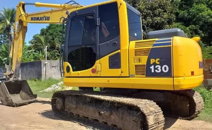 Escavadeira Komatsu PC130 ano 2016