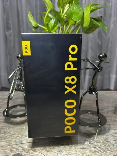 Poco X8 Pro - 8/256GB - Lançamento 2026 - Super processador - Carregamento 100w - Novo