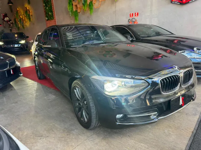 BMW 118I Sport 1.5 TB 12V Aut. 5P 2012
