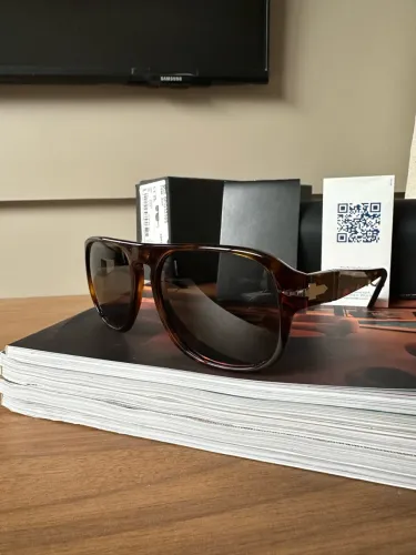 Óculo sol Persol PO 3310 S