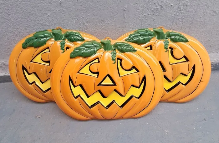 Decoração de halloween 3 abóboras sorridentes produto importado dos EUA vintage