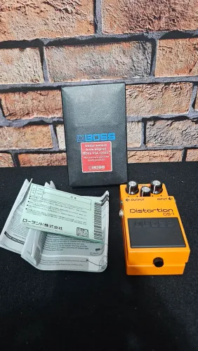 Pedal de Guitarra Boss DS-1 - Novo!