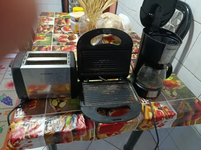 Cafeteira+ 2 torradeira