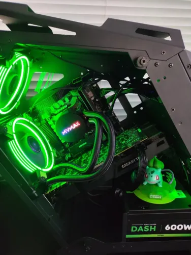 PC Gamer i3-12100F | GTX 1070 Ti 8GB | 16GB RAM | SSD M.2 512GB
