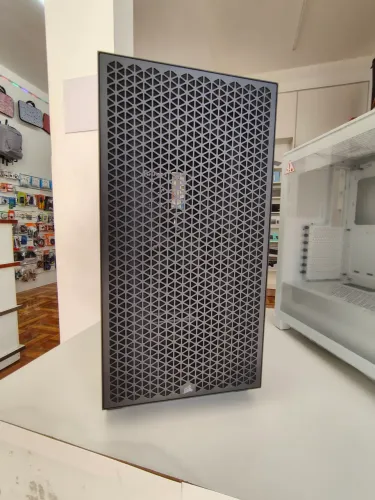 Gabinete Corsair
