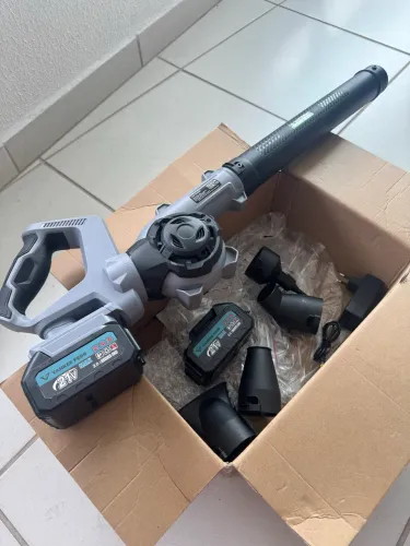 Soprador de Folhas com 2 baterias recarregáveis 
