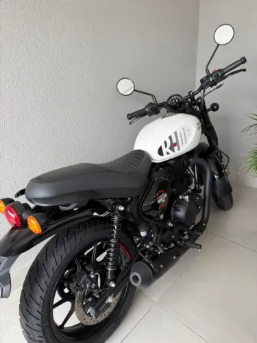 Royal Enfield Hunter 350 Rebel ABS 2025