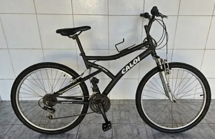 Bicicleta CALOI em boas condições