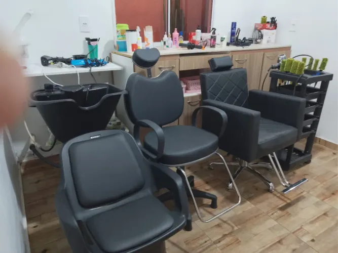 Vendo kit de móveis pra cabeleireiros