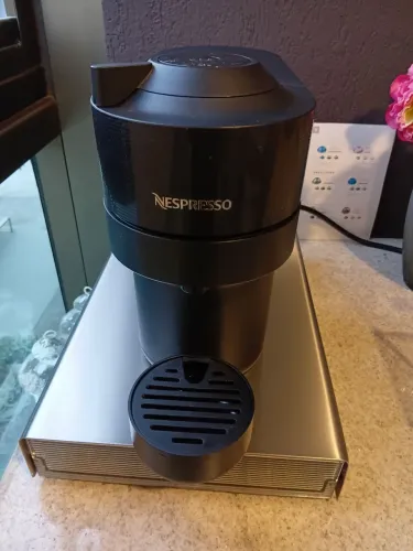Cafeteira Nespresso 127v