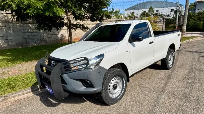 Toyota Hilux CS 4X4 2.8 TDI Diesel Mec. 2018