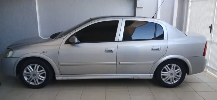 Chevrolet Astra Sedan 2.0/cd/ Expres.gls 2.0 8V 4P 2004