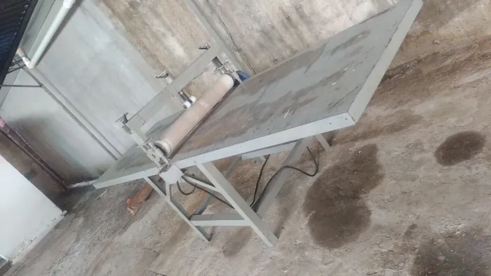 Calandra para Fabricação de Caxias de Papelão... Cilindro maciço... Perfeito Estado .