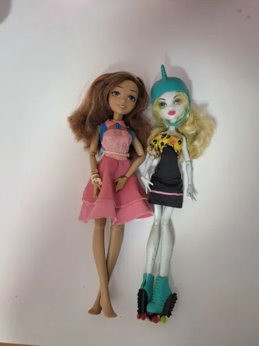 LOTE BONECAS MONSTER HIGH E DESCENDENTES