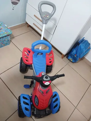 Quadriciclo Homem Aranha - Carrinho - Marca Maral