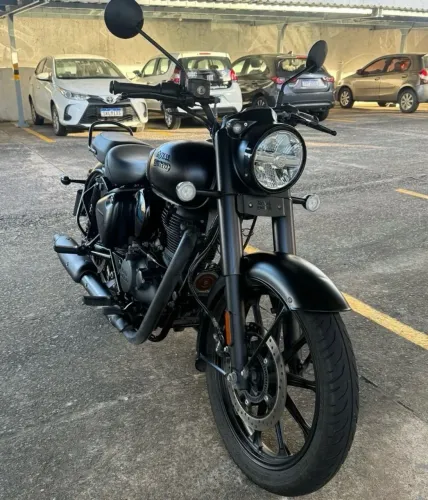 Royal Enfield Classic Dark 350cc ABS 2025