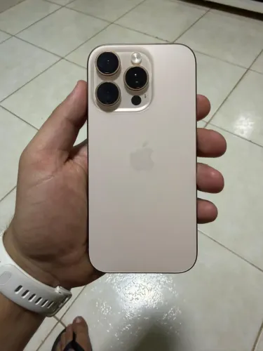 iPhone 16 Pro 128GB - Titânio Deserto - Excelente Estado