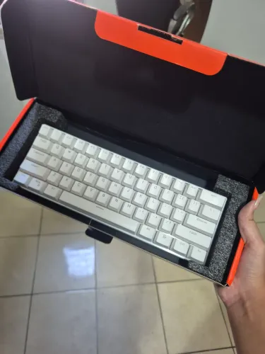 TECLADO MECÂNICO NOVO