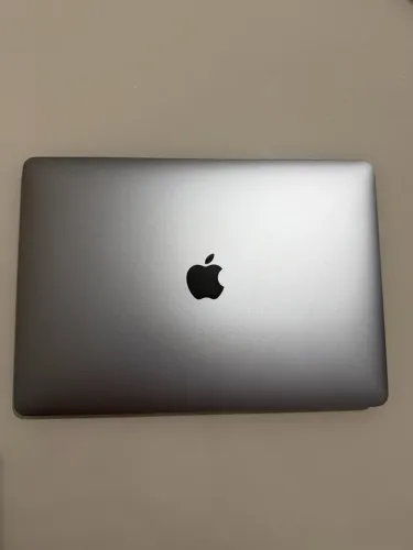 MacBook Air M1 256GB - 8GB RAM - Bateria 96%