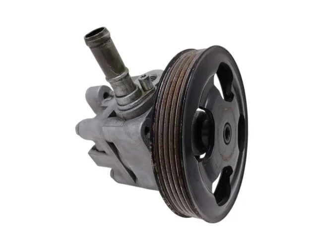 Bomba direção Mazda 626 1998<br><br>Marca e Modelo: Mazda 626