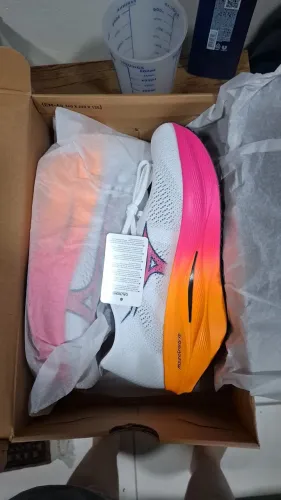 Tenis Mizuno rebellion