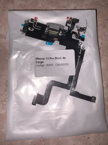 vende-se carregador de carga iPhone 13 PRO,valor negociável.