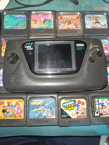 Sega Gamegear + 16 Jogos