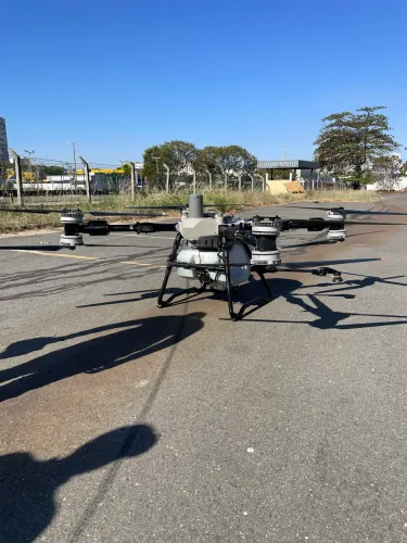 DJI AGRAS T100