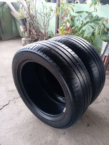 Vendo 2pneus Micheli n 195/55R16