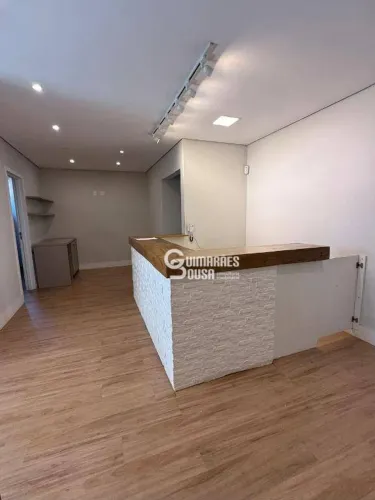 Casa com 4 dormitórios para alugar, 130 m² por R$ 12.000/mês - Vila Virgínia - Jundiaí/SP
