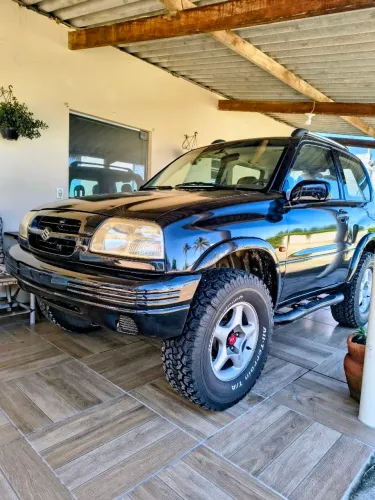 Suzuki Grand Vitara 2.0 16V 4x2/4x4 5P Aut. 2000