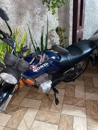 Vendo moto único dono