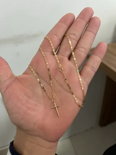 Corrente com pingente de Cruz Ouro 18k 