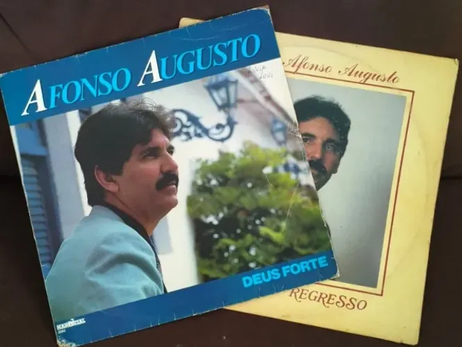 Lote Afonso Augusto - com LPs Discos de Vinil Gospel Evangélico - 2 unidades