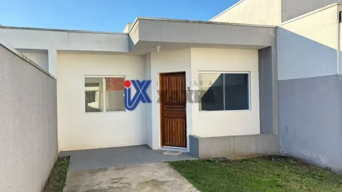 CASA RESIDENCIAL em CURITIBA - PR, PINHEIRINHO
